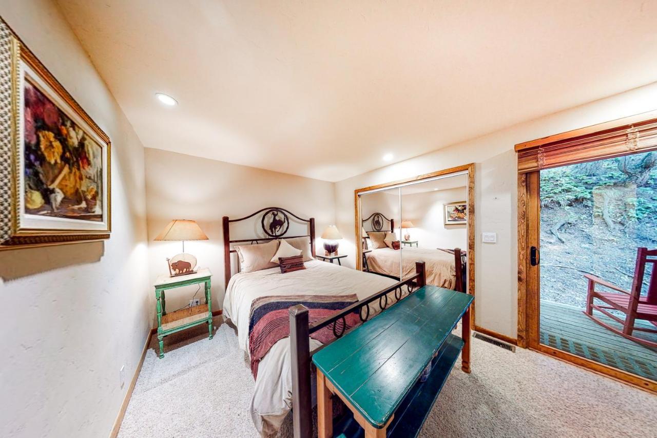 Warm Springs Wonder Apartment เคทชัม ภายนอก รูปภาพ